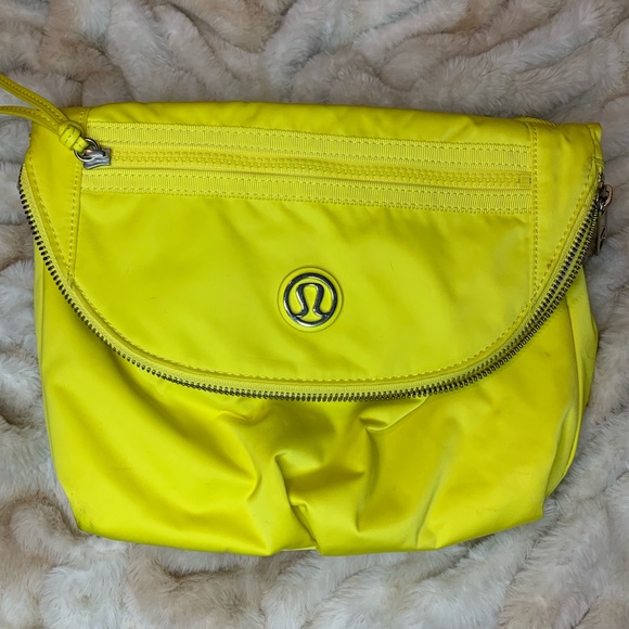 lululemon athletica Handbags - Lululemon festival bag